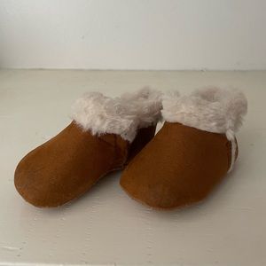 Old Navy booties